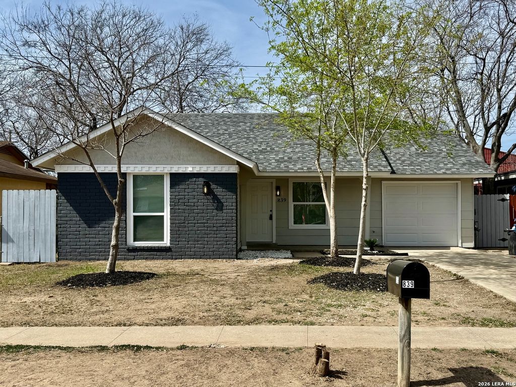 839 Pleasure Park, San Antonio, TX 78227