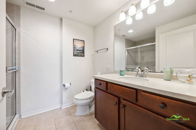 425 N BENJAMIN Drive 205, Vernon Hills, IL 60061