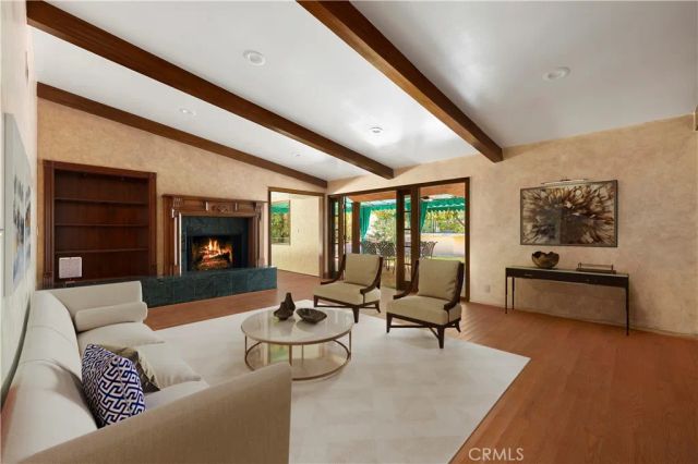 5220 Collier Place, Woodland Hills, CA 91356