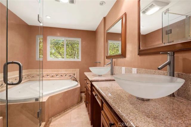 5220 Collier Place, Woodland Hills, CA 91356