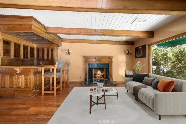 5220 Collier Place, Woodland Hills, CA 91356