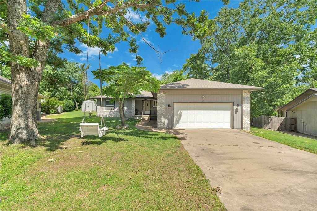 3 Ashton Circle, Bella Vista, AR 72715