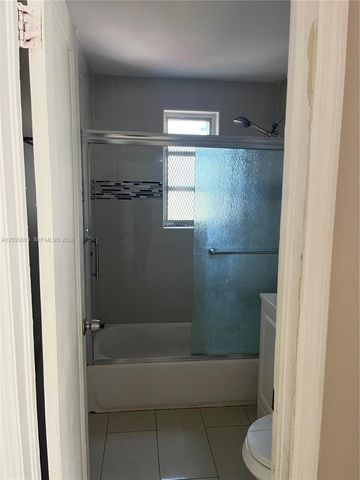 3750 SW 27th St, Miami, FL 33134