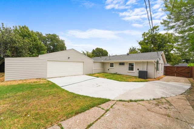 14011 Stardust Lane, Farmers Branch, TX 75234