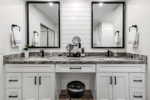 76216 Sweet Pea Way, Palm Desert, CA 92211