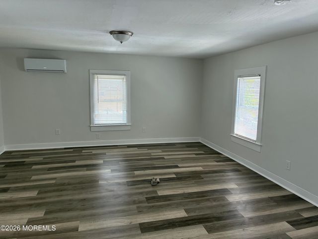 33 Washington Street 2nd floor, Red Bank, NJ 07701