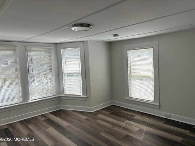 33 Washington Street 2nd floor, Red Bank, NJ 07701