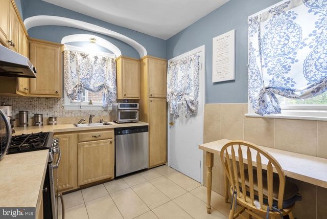 1828 MICHIGAN AVE NE, Washington, DC 20018