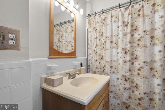 1828 MICHIGAN AVE NE, Washington, DC 20018