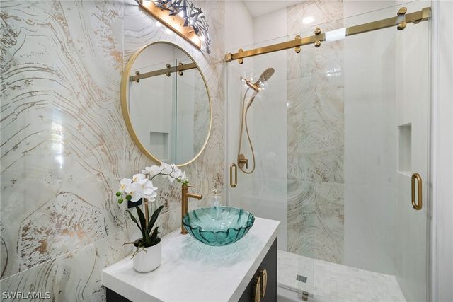 1677 Northgate DR, Naples, FL 34105