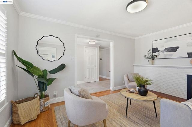 38048 Palmer Dr, Fremont, CA 94536