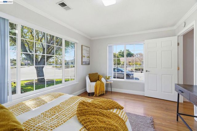 38048 Palmer Dr, Fremont, CA 94536