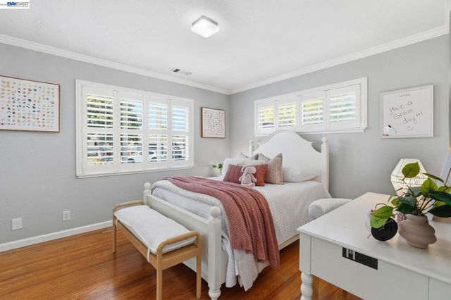 38048 Palmer Dr, Fremont, CA 94536