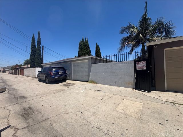 623 Gulf Ave,, Wilmington, CA 90744