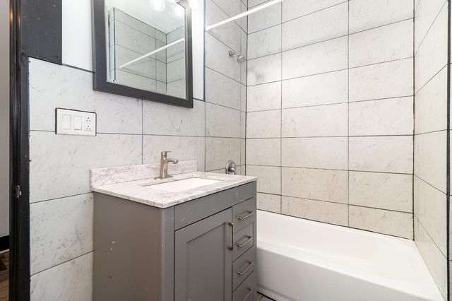 3712 Cass Avenue, Cincinnati, OH 45223