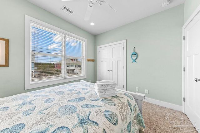 6052 Sawgrass Dr, Gulf Shores, AL 36542