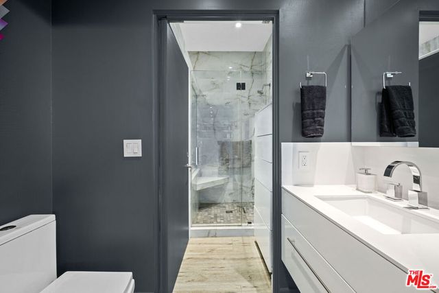 1250 N Harper Avenue 401, West Hollywood, CA 90046