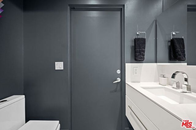 1250 N Harper Avenue 401, West Hollywood, CA 90046