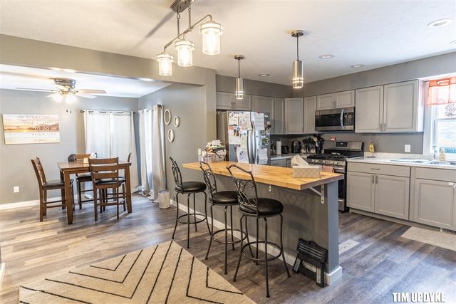 577 W Bard Road, Muskegon, MI 49445