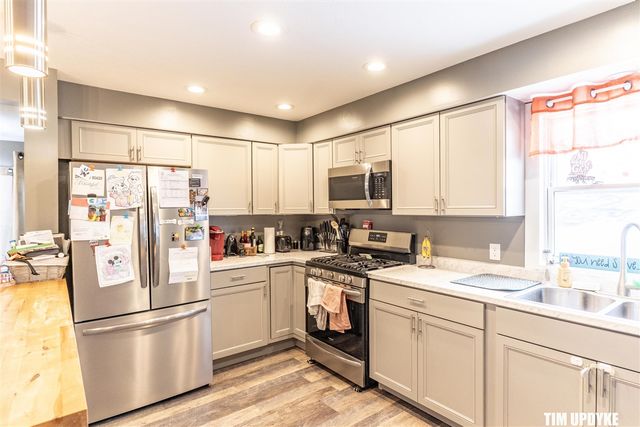 577 W Bard Road, Muskegon, MI 49445