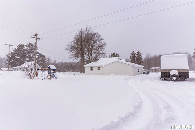 577 W Bard Road, Muskegon, MI 49445