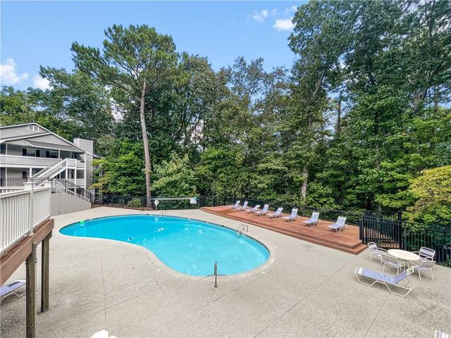 304 Natchez Trace, Atlanta, GA 30350