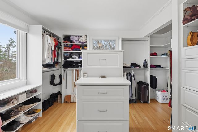 158 Westledge Road, Simsbury, CT 06092