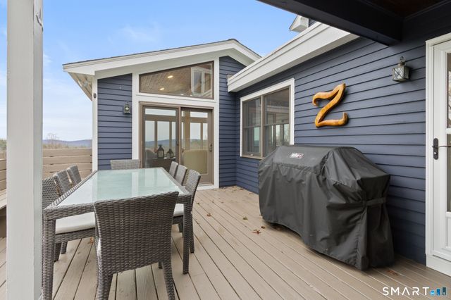 158 Westledge Road, Simsbury, CT 06092