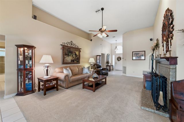 840 Lionel Way, Fort Worth, TX 76108