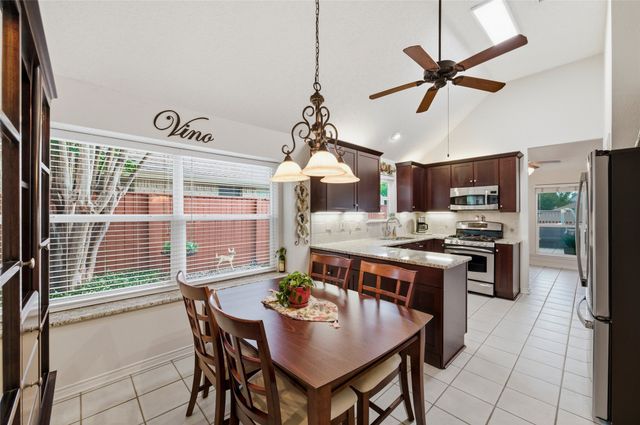 840 Lionel Way, Fort Worth, TX 76108