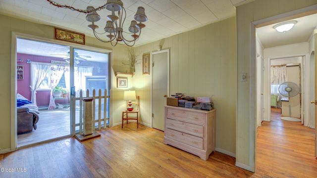 151 S Kingsboro Avenue, Gloversville, NY 12078