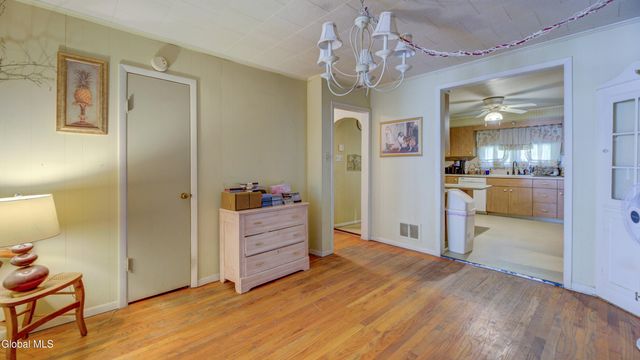 151 S Kingsboro Avenue, Gloversville, NY 12078