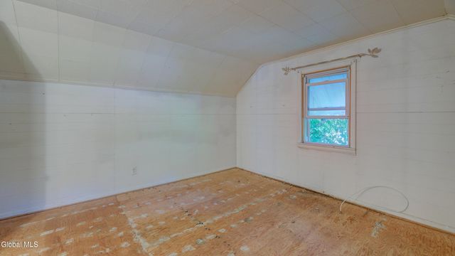 151 S Kingsboro Avenue, Gloversville, NY 12078