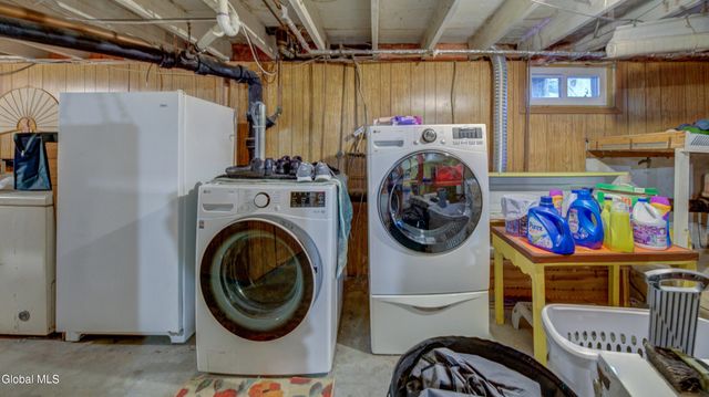 151 S Kingsboro Avenue, Gloversville, NY 12078
