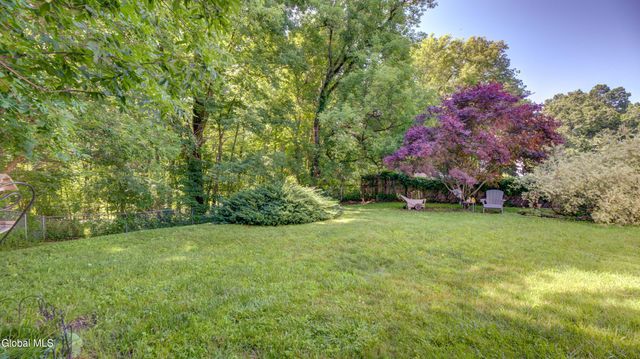 151 S Kingsboro Avenue, Gloversville, NY 12078