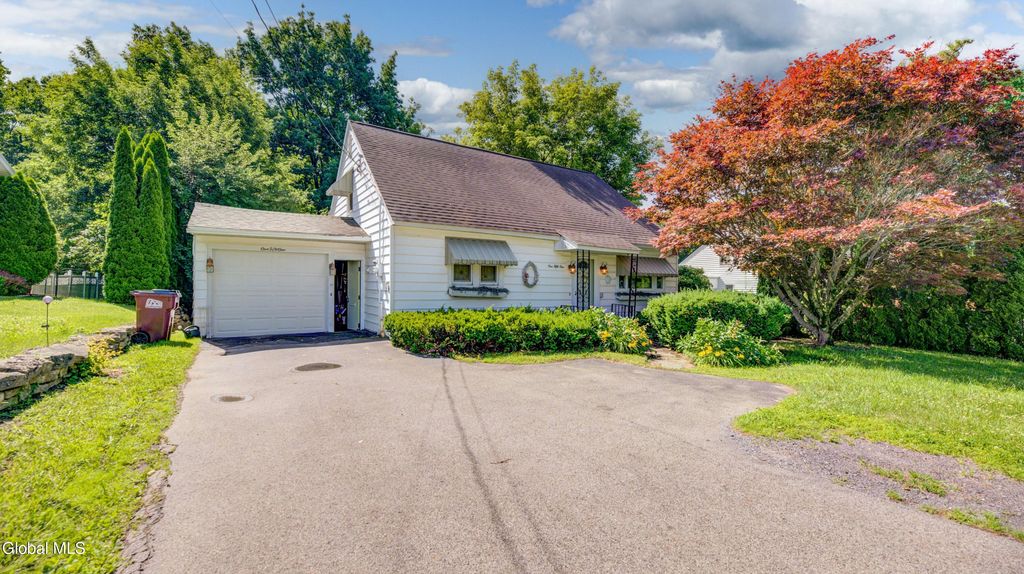 151 S Kingsboro Avenue, Gloversville, NY 12078