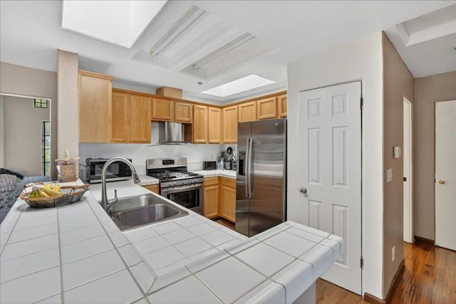 717 Las Casitas Dr., Salinas, CA 93905