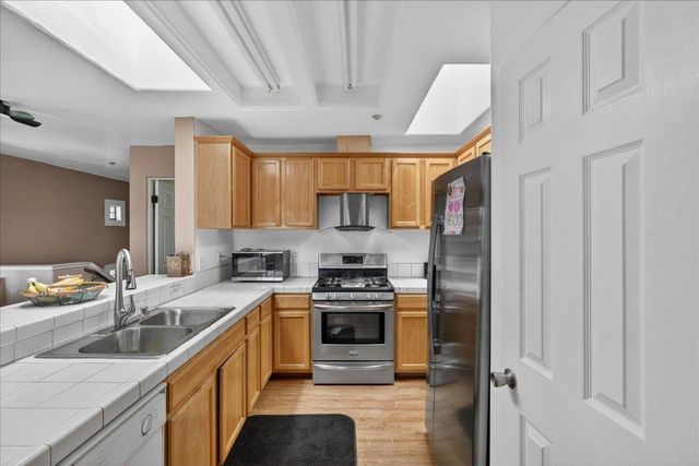 717 Las Casitas Dr., Salinas, CA 93905