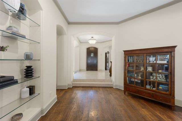 6615 Meadow Road, Dallas, TX 75230