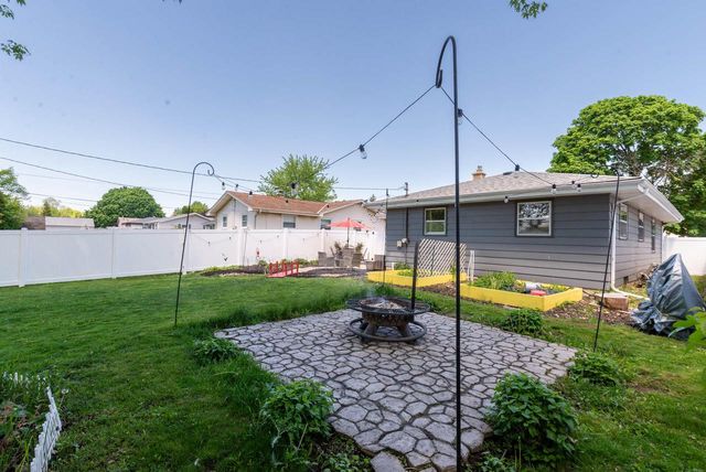 5331 Marboro DRIVE, Racine, WI 53406