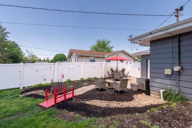 5331 Marboro DRIVE, Racine, WI 53406