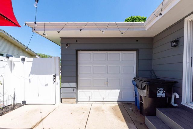 5331 Marboro DRIVE, Racine, WI 53406