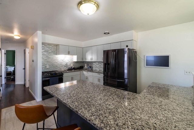 5331 Marboro DRIVE, Racine, WI 53406