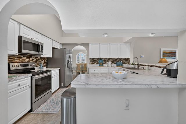 54 HICKORY LOOP, Ocala, FL 34472