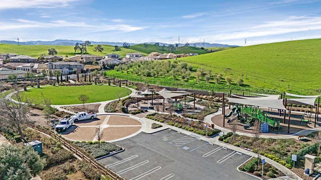 1994 Andalucia Ln, Brentwood, CA 94513