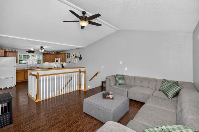 1444 SW Twin Gates Drive, Ankeny, IA 50023