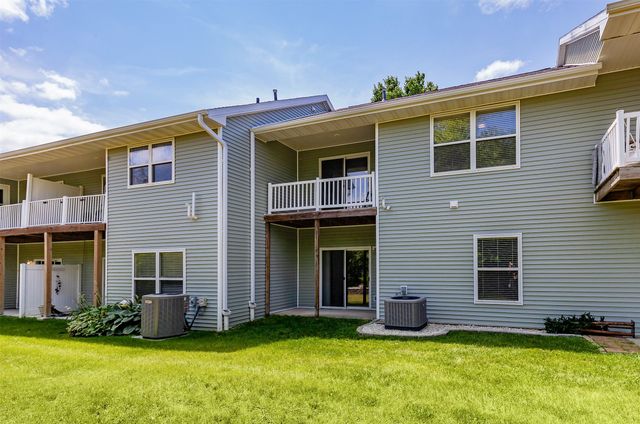 1444 SW Twin Gates Drive, Ankeny, IA 50023