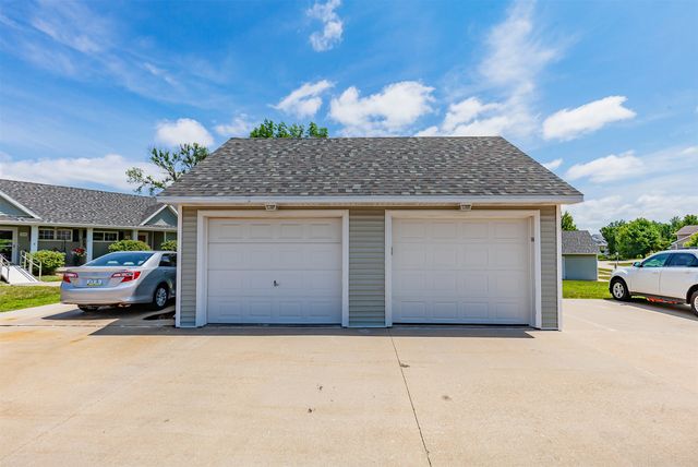 1444 SW Twin Gates Drive, Ankeny, IA 50023
