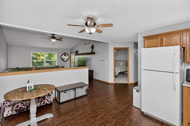 1444 SW Twin Gates Drive, Ankeny, IA 50023