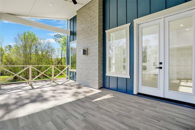 13523 Lakecrest Drive, Cypress, TX 77429